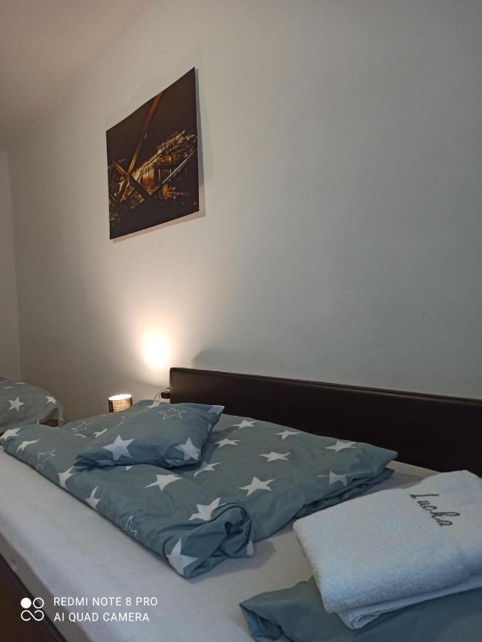Lucka Apartment อุสตีนัดลาแบม ภายนอก รูปภาพ