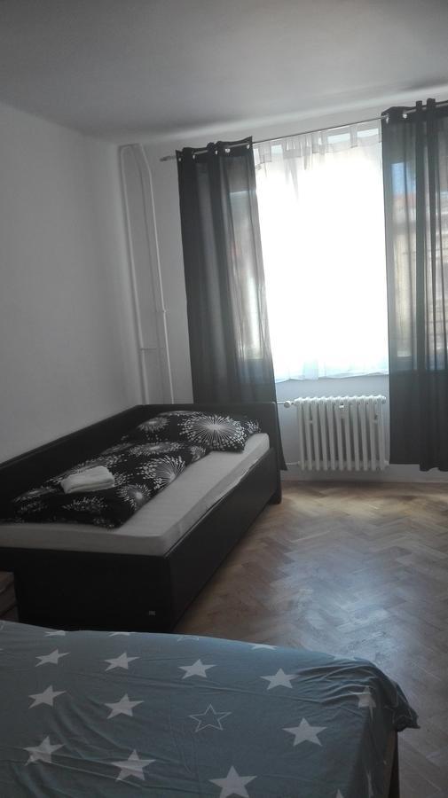 Lucka Apartment อุสตีนัดลาแบม ภายนอก รูปภาพ